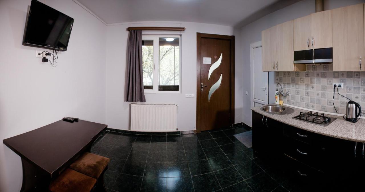 Hotel Salosi Tbilisi Bagian luar foto