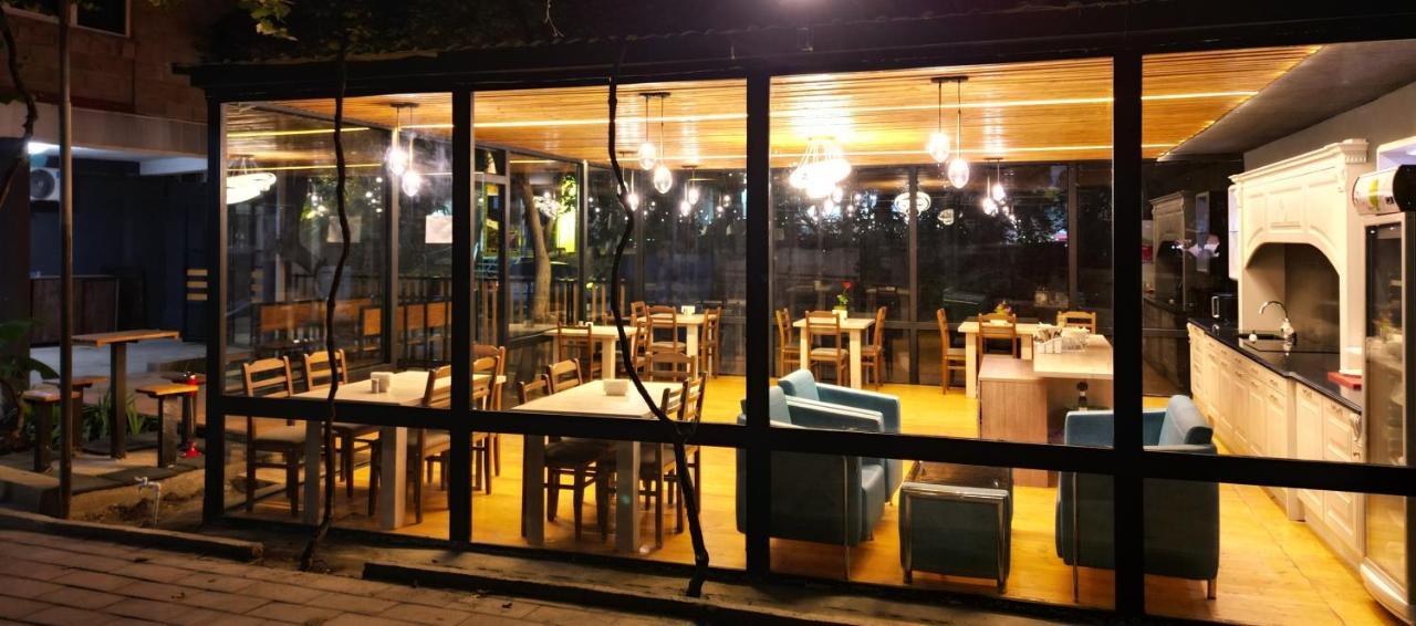 Hotel Salosi Tbilisi Bagian luar foto